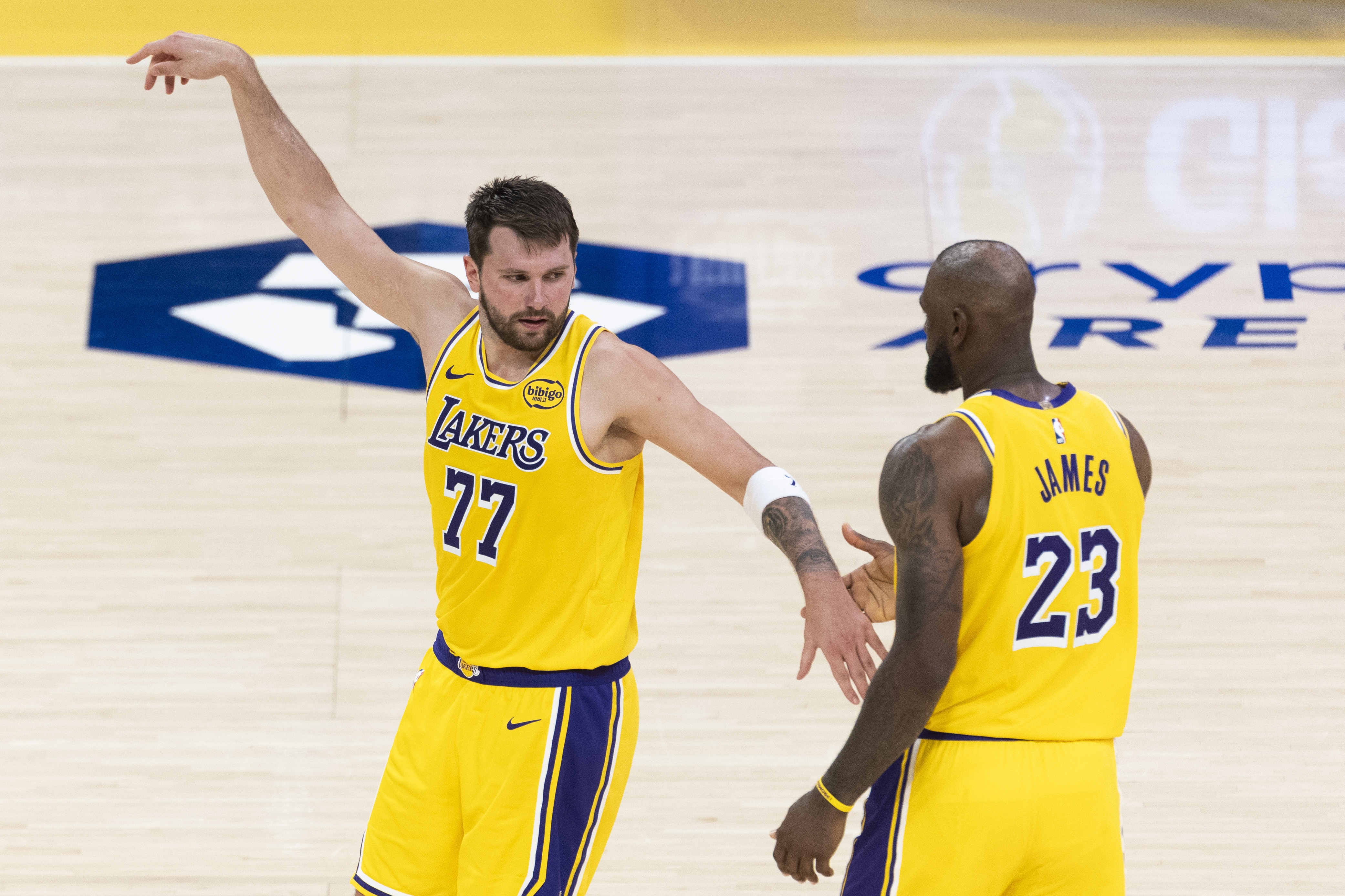 AG体育app下载-遇强也强！全明星赛后湖人对阵胜率六成及以上球队战绩6胜2负